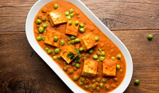 Matar Paneer